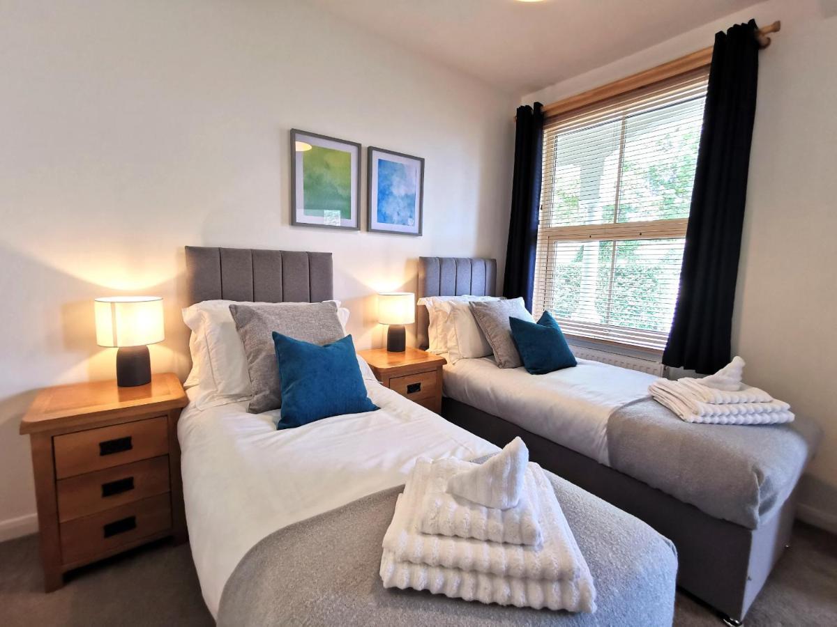 Crescent House Apartments Telford Extérieur photo