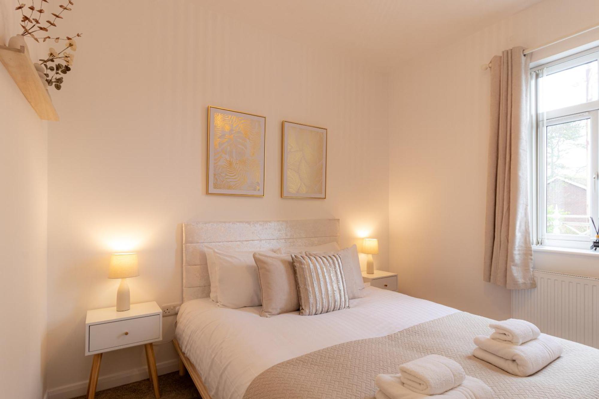 Crescent House Apartments Telford Chambre photo