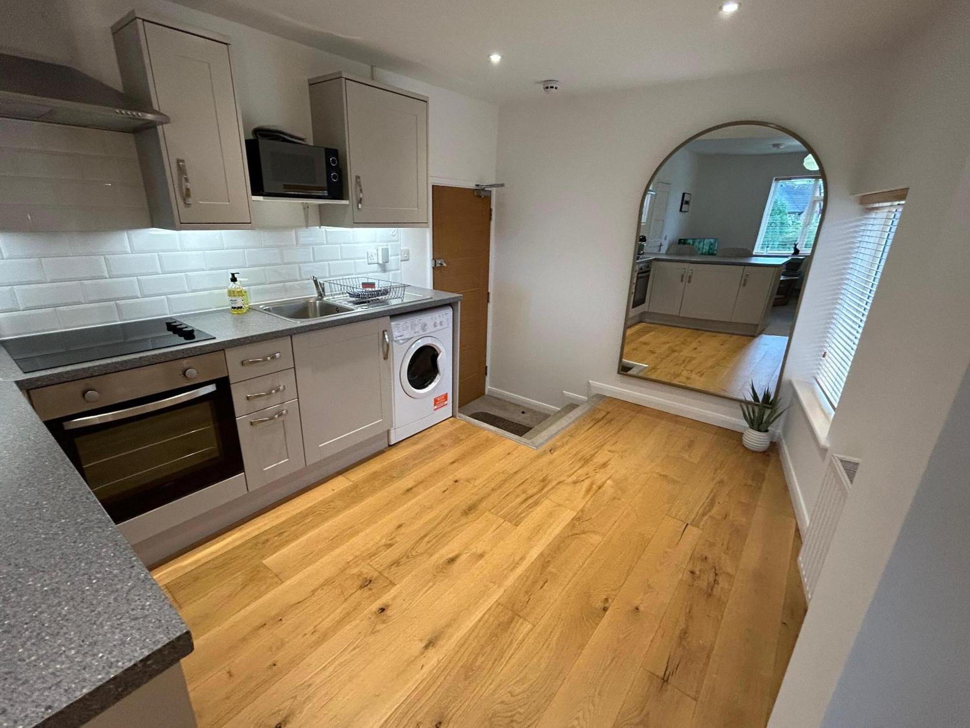 Crescent House Apartments Telford Chambre photo